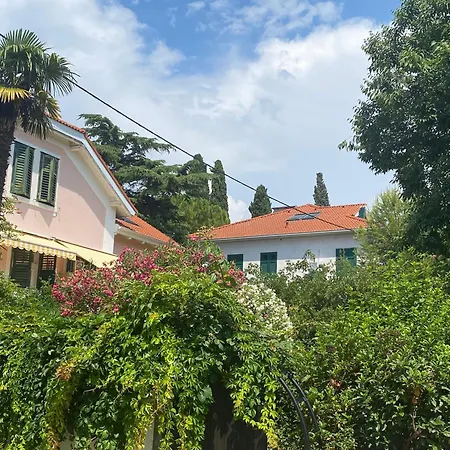 And Apartament